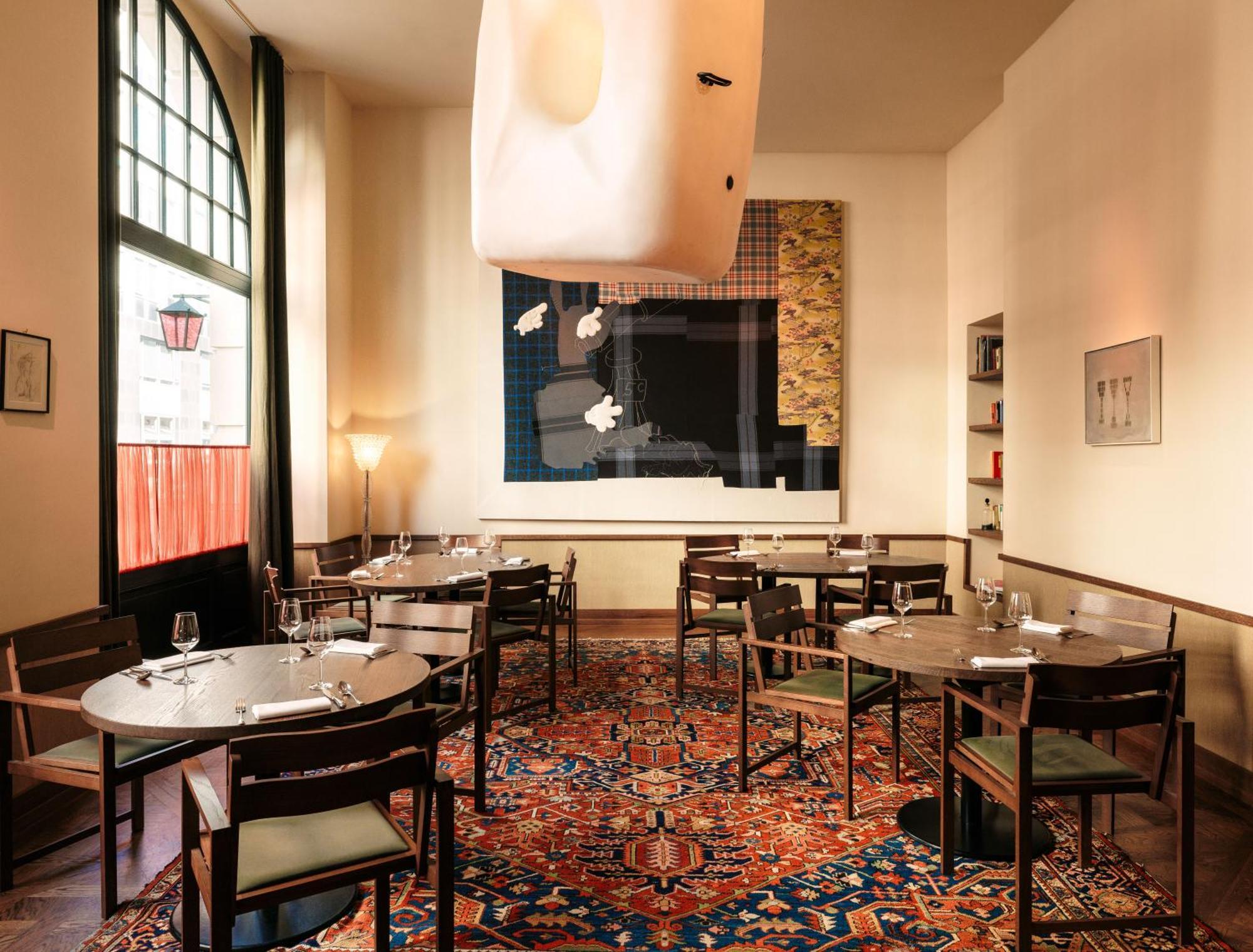 Boutique Hotel Chateau Royal Berlin Bagian luar foto Restaurant L'Enclume