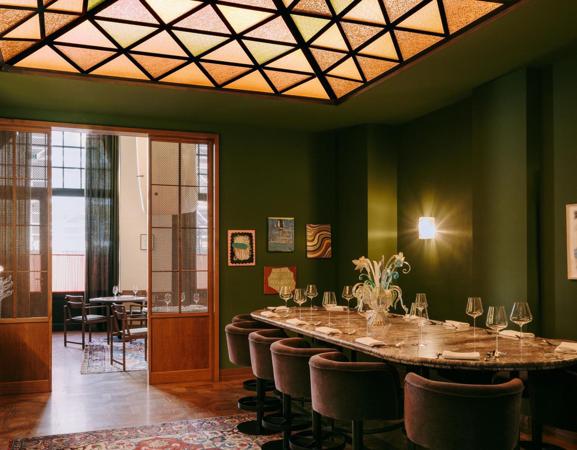 Boutique Hotel Chateau Royal Berlin Bagian luar foto The restaurant's interior